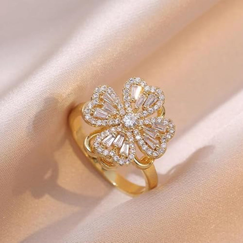 Clover Crystal Gold & Silver Ring - Iqlat Jewels