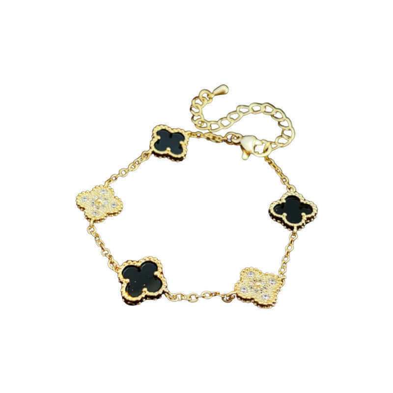 Clover Elegance Bracelet - Iqlat Jewels